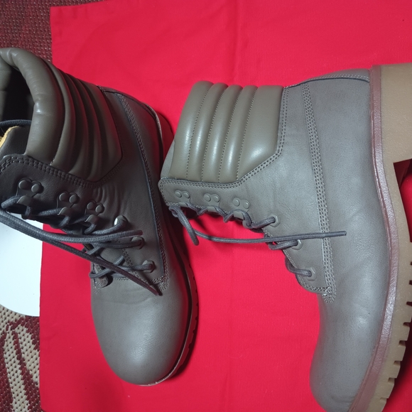 Stylish Gray Women's Boots By Glazed - Picture 3 of 7